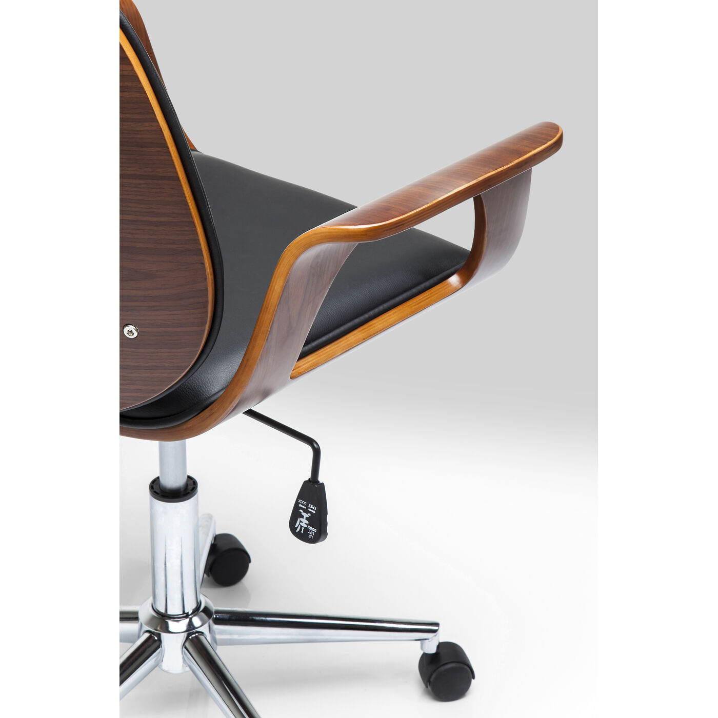Стул офисный Patron Walnut