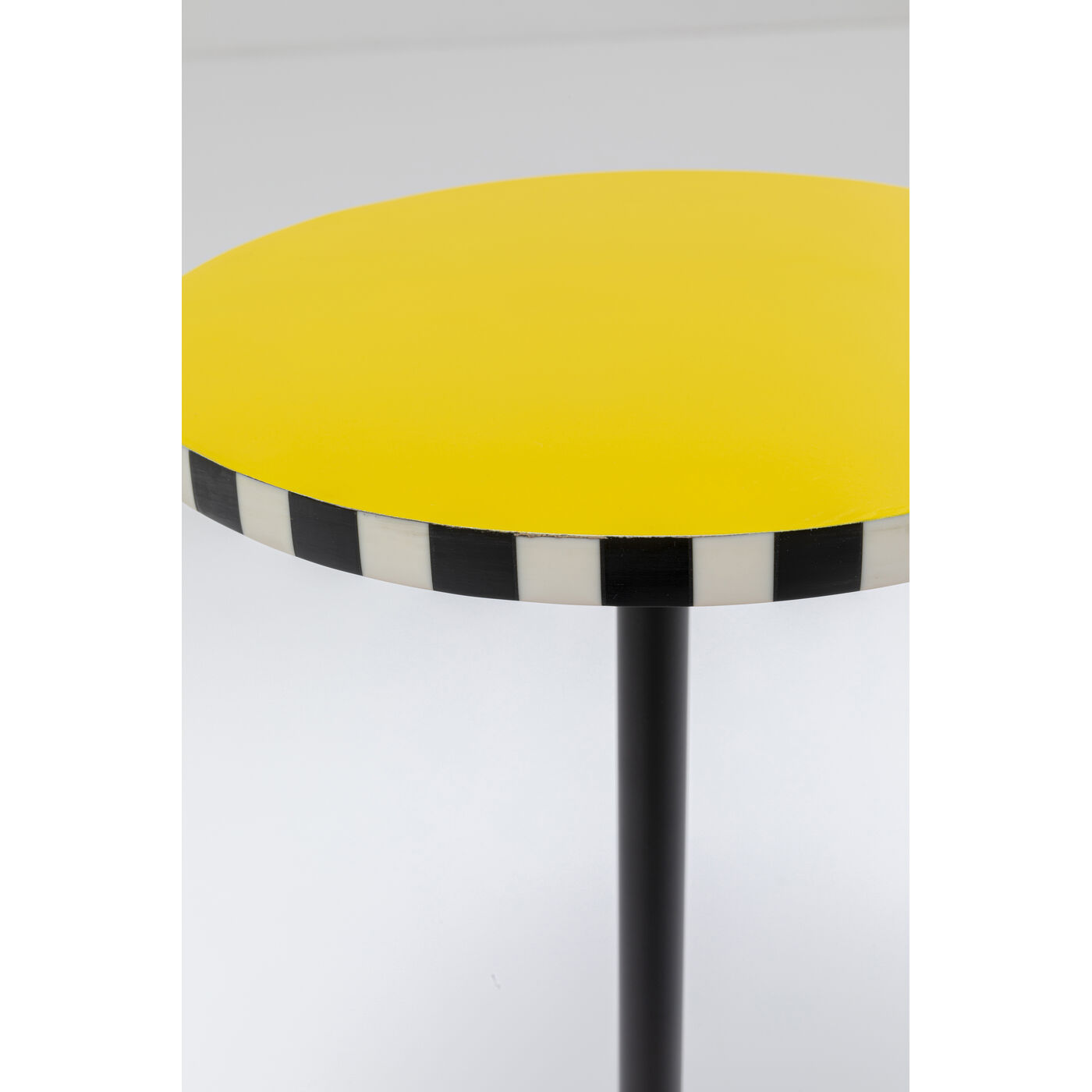Стол приставной Domero Race Yellow Ø25 см