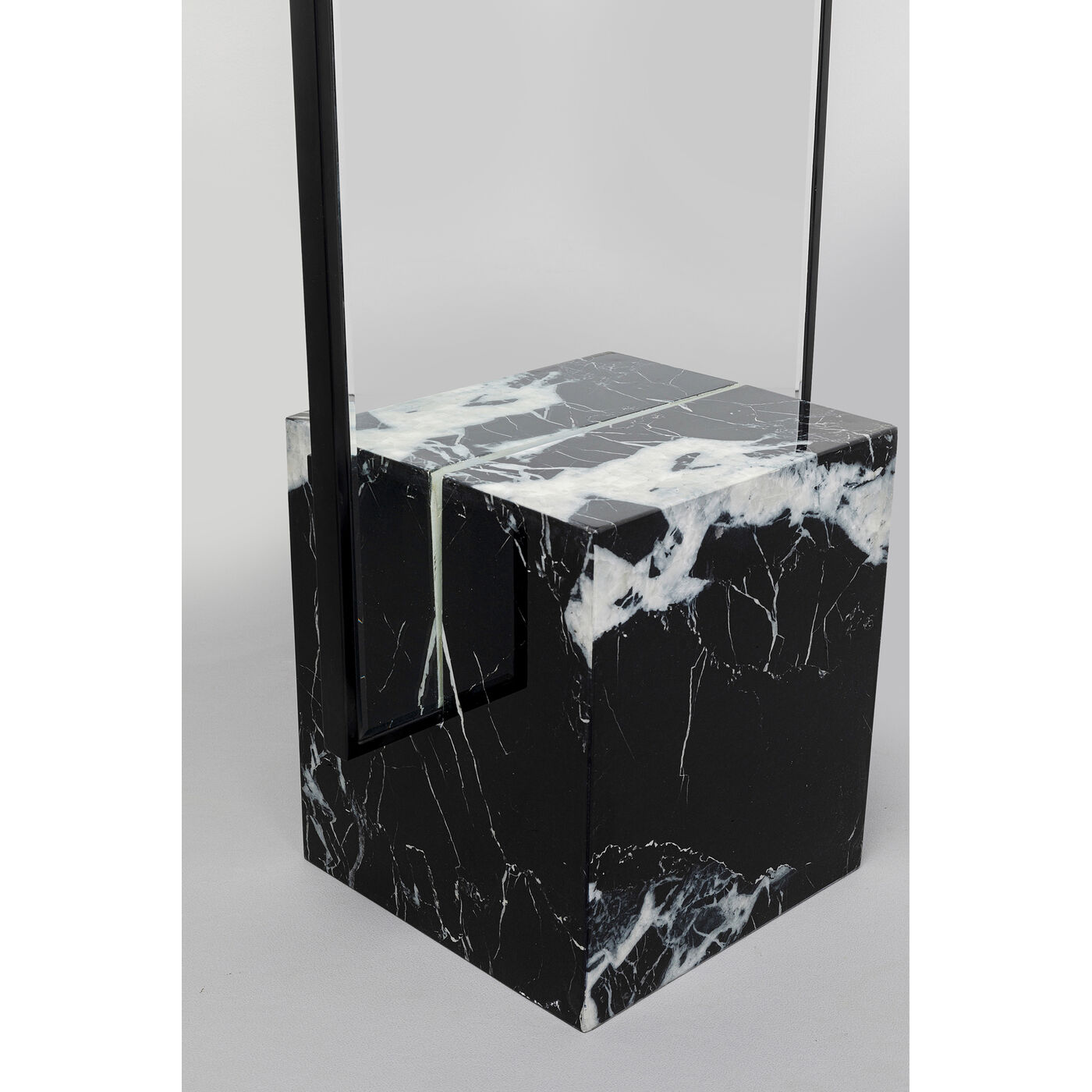 Зеркало напольное Hulda Black 46x180 см
