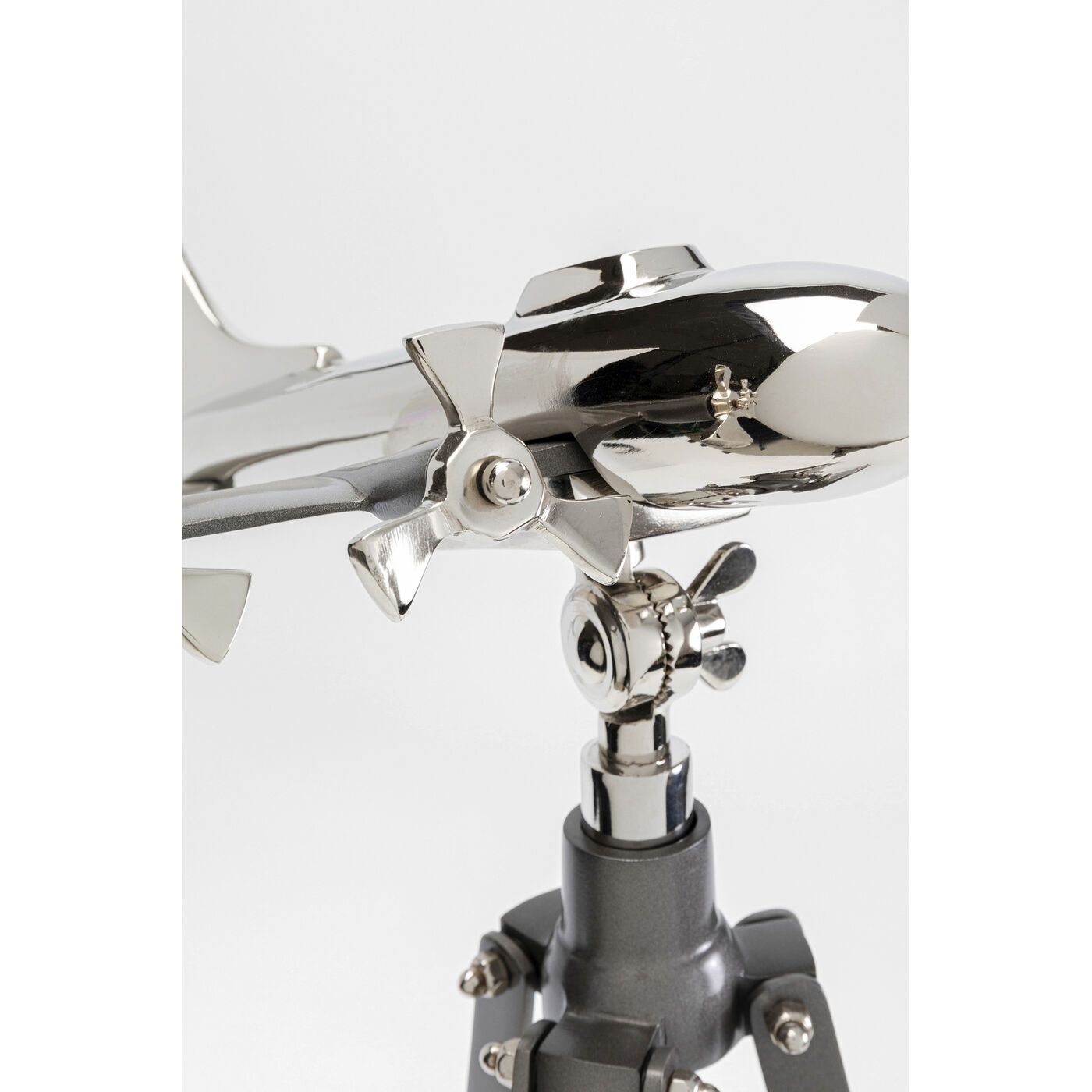 Объект декоративный Plane Tripod 54 см