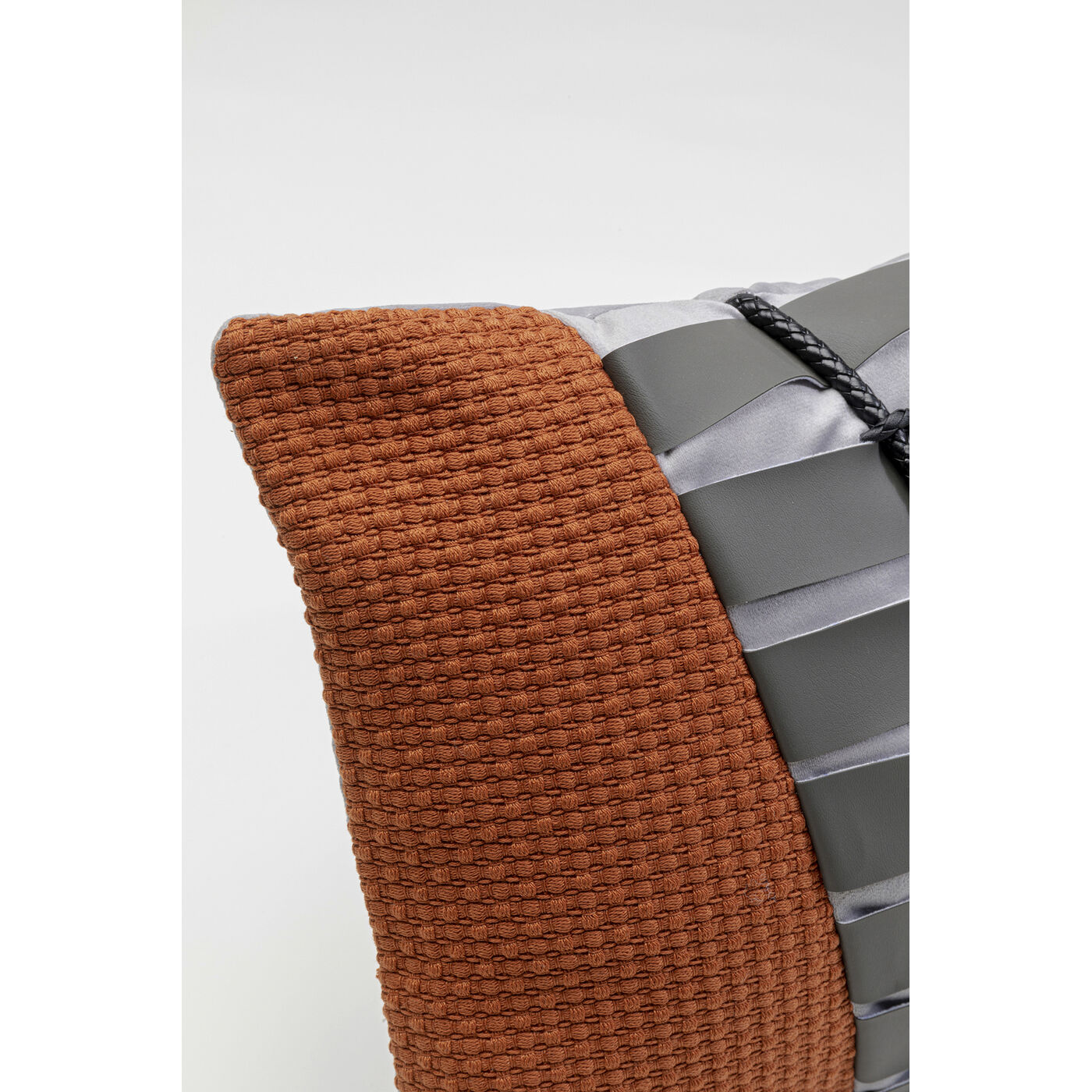 Подушка Tyre 50x30 см