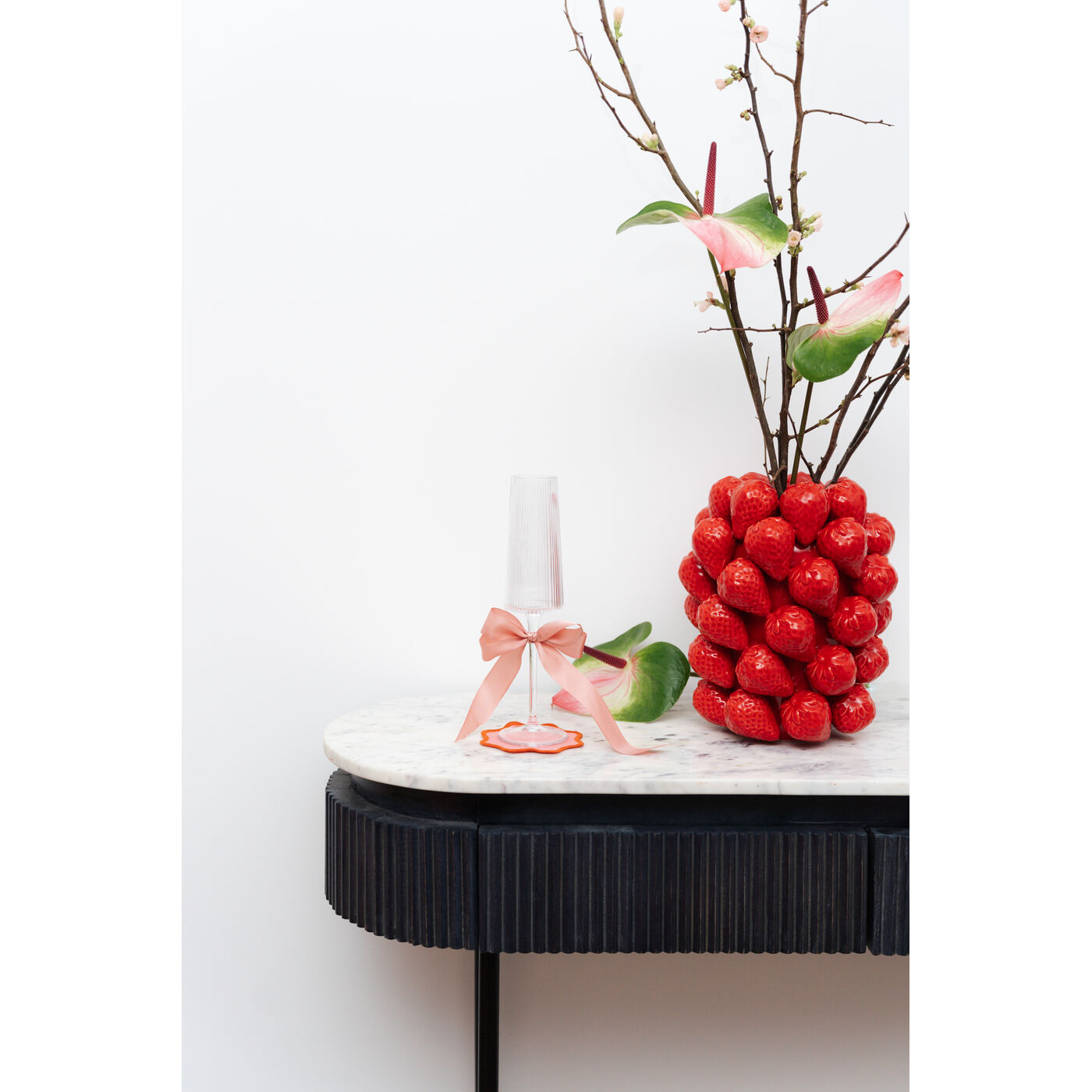 Ваза Strawberries Red 24cm