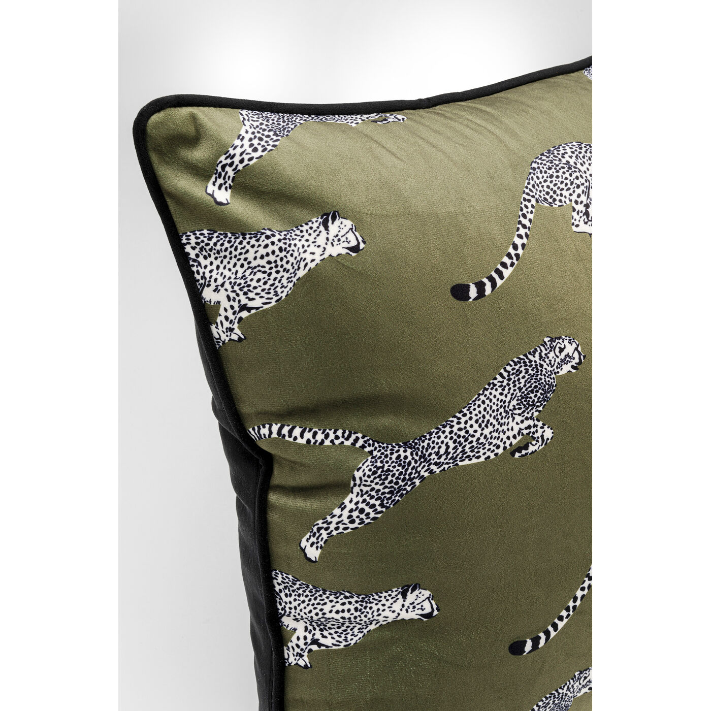 Подушка Running Chetahs 45x45cm