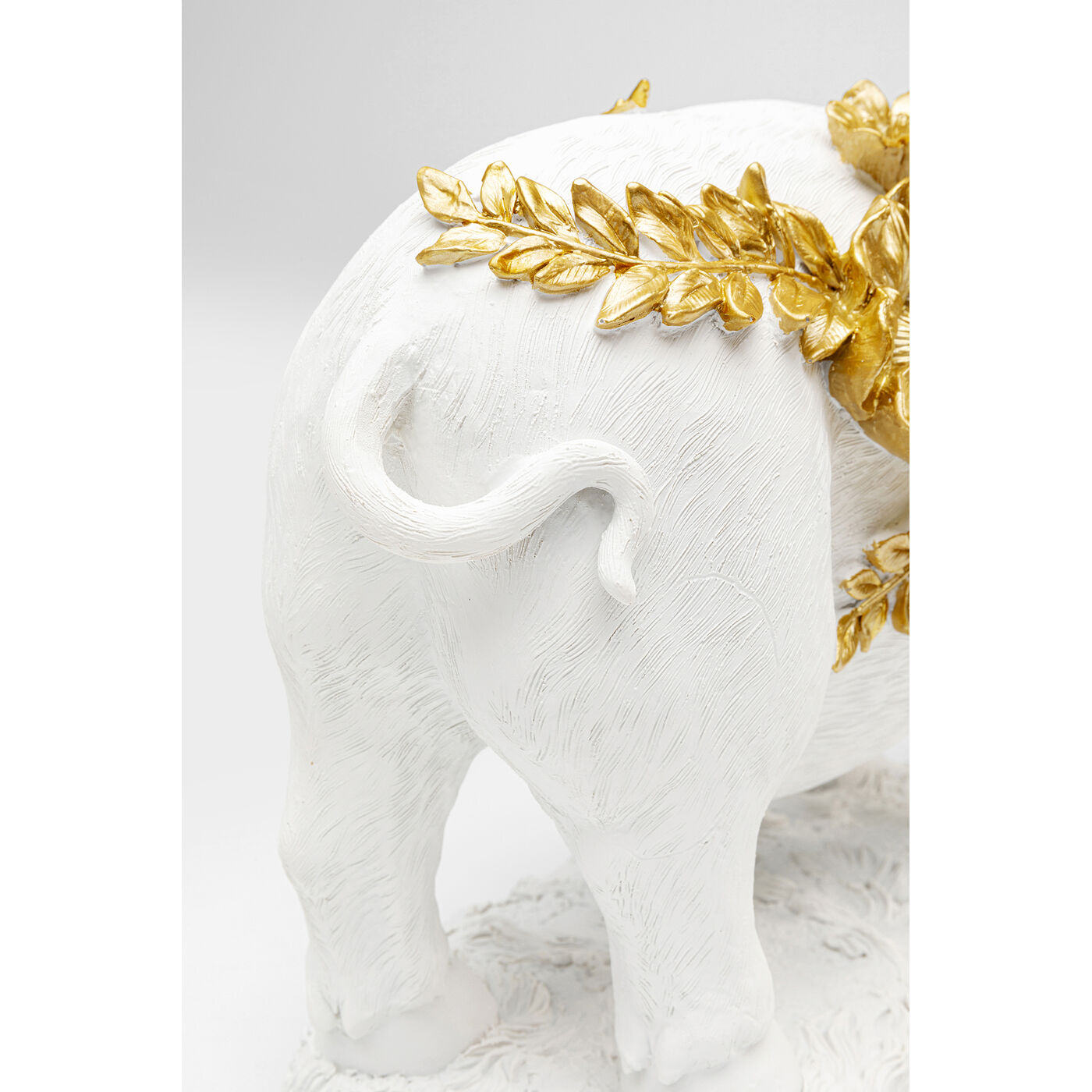 Фигура декоративная Flower Pig White 21cm