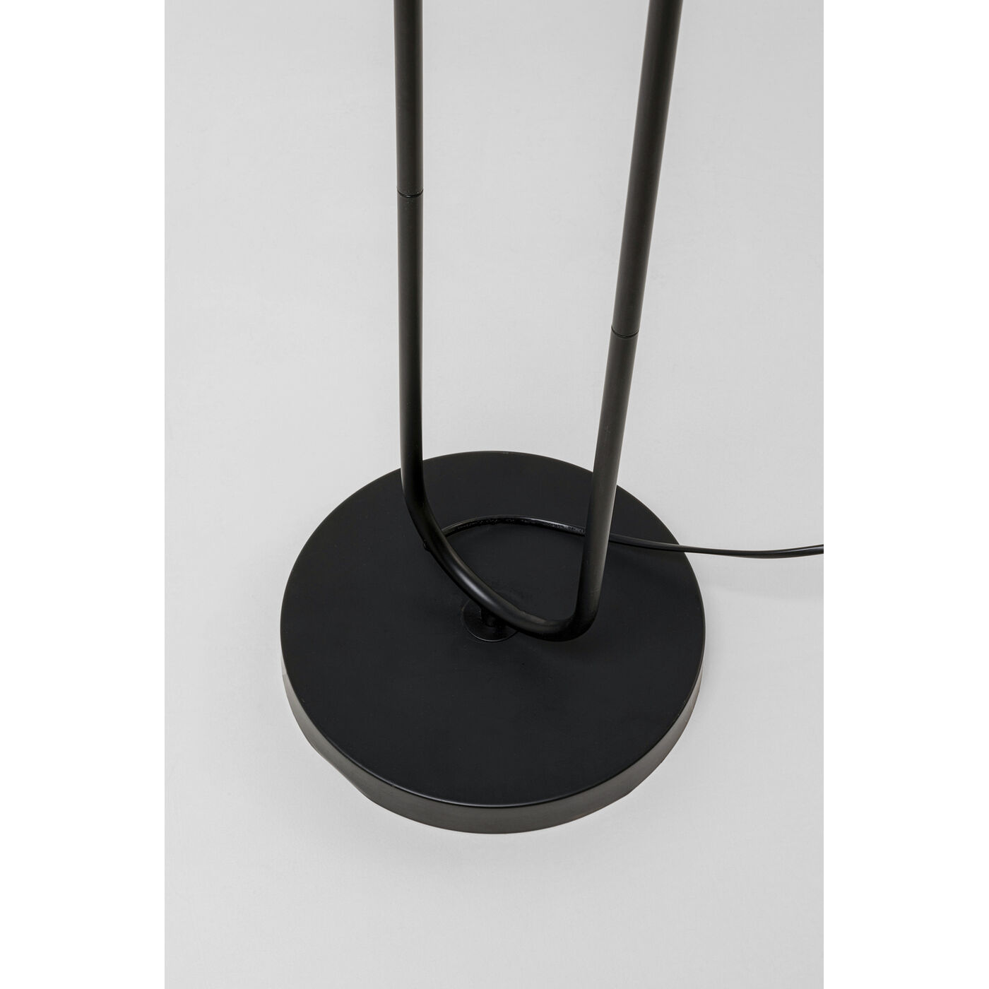 Светильник напольный Philadelphia Black 152cm