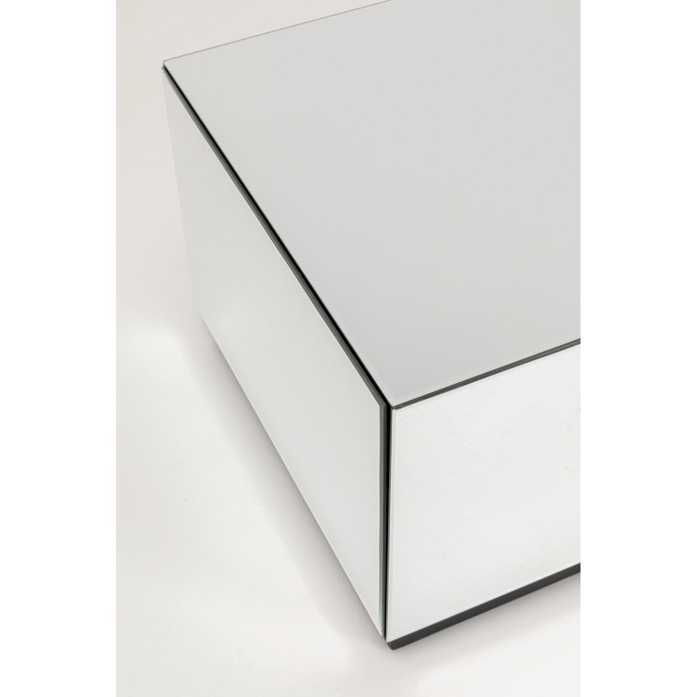 Стол кофейный Luxy Trunk 80x60cm