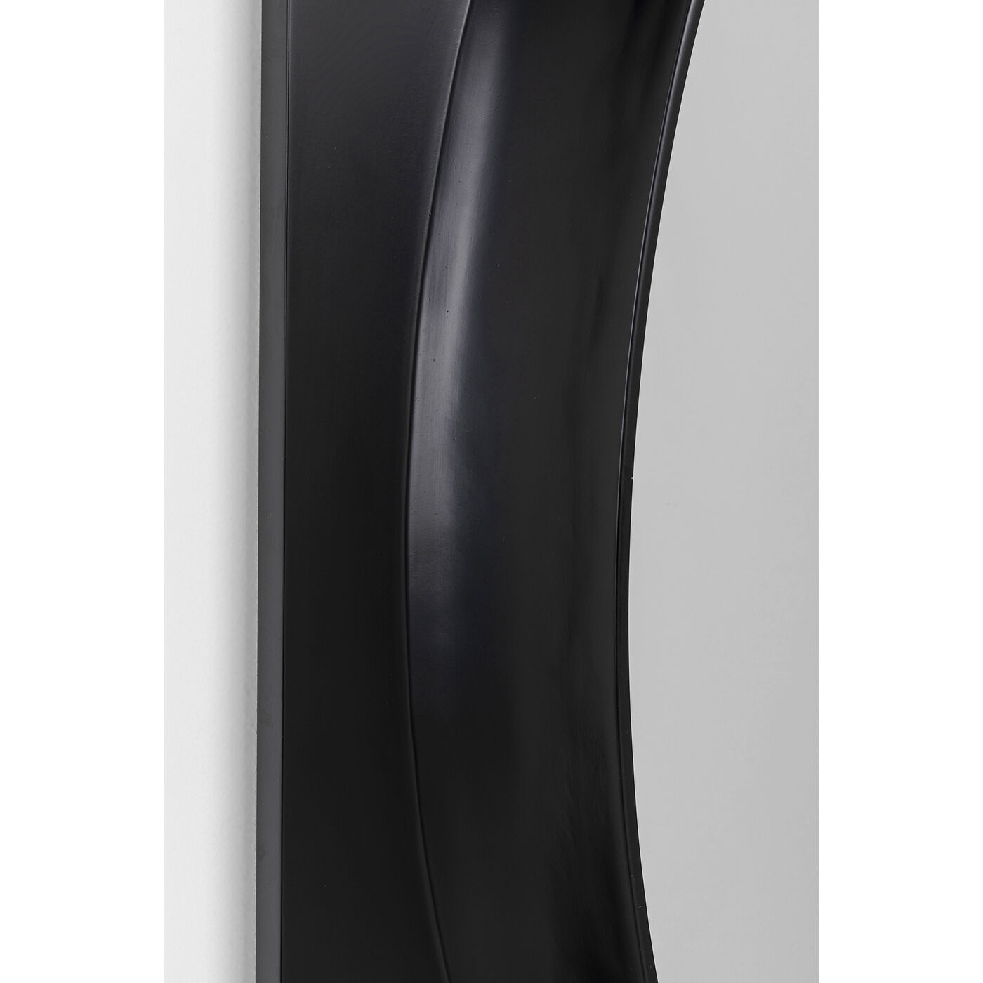 Зеркало настенное  KARE x Karim Rashid Aero LED Black 80x141 см