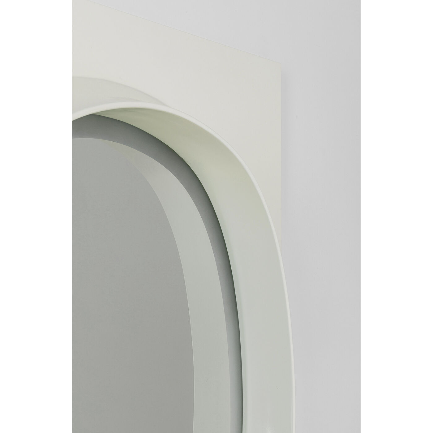 Зеркало настенное  KARE x Karim Rashid Aero LED White 80x141 см