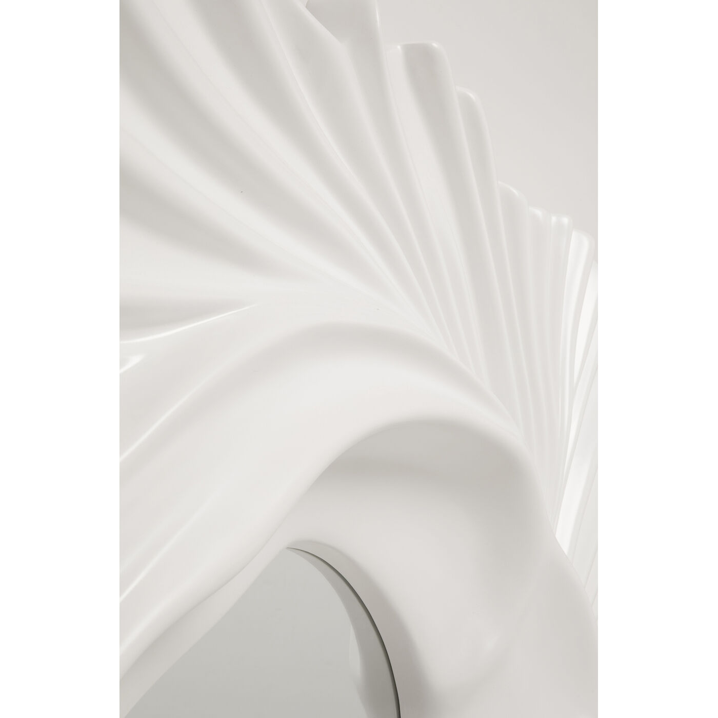 Зеркало настенное Orecchio White 162x146cm