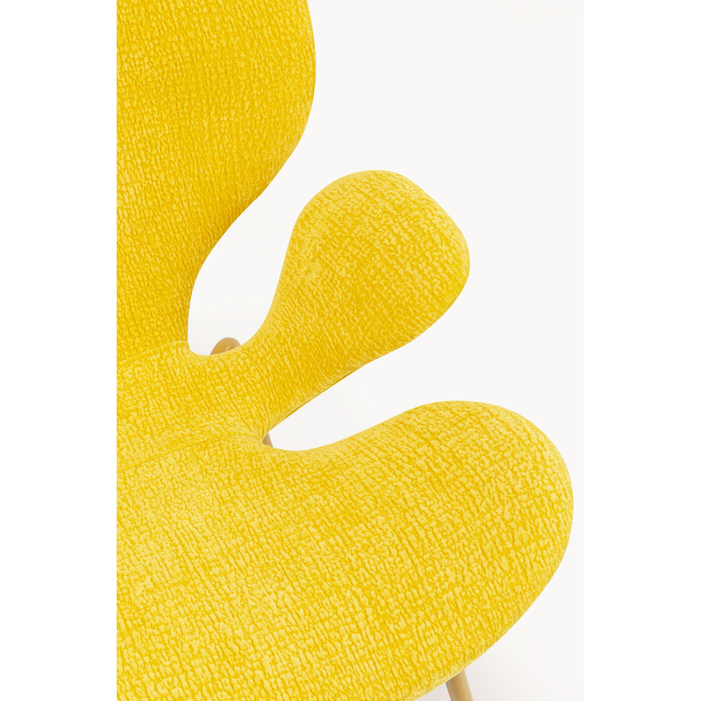 Стул с подлокотниками Soft Petal Yellow Mono