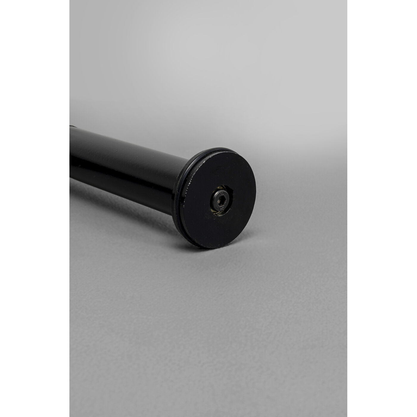 Стол приставной Easy Living Wood Ø46 см