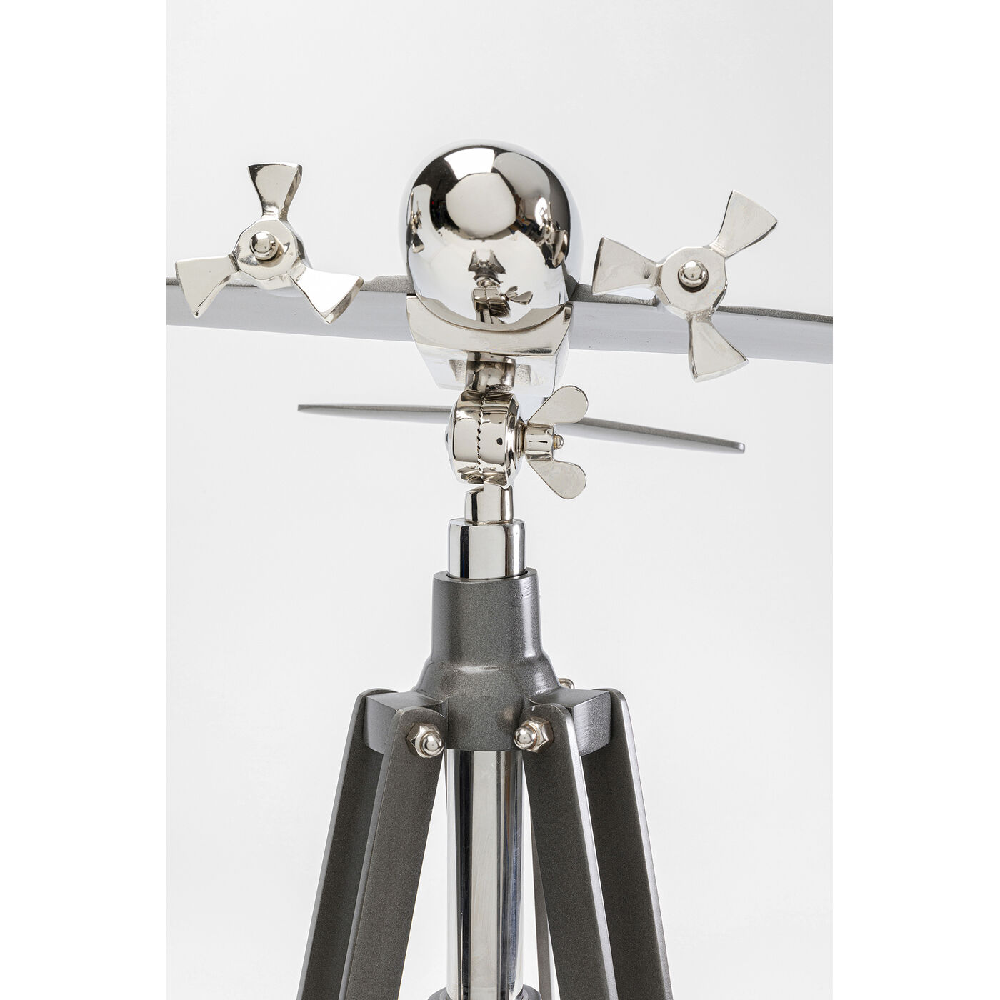 Объект декоративный Plane Tripod 54 см