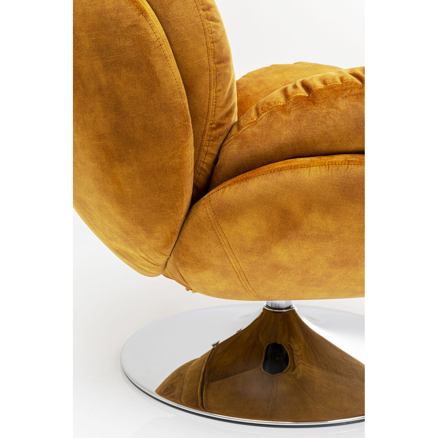 Кресло вращающееся с подлокотниками Cosy Amber