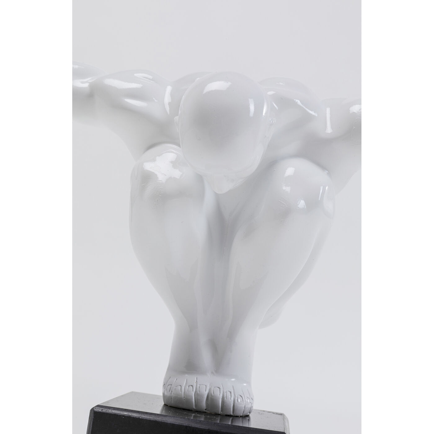 Фигура декоративная Athlet White Small