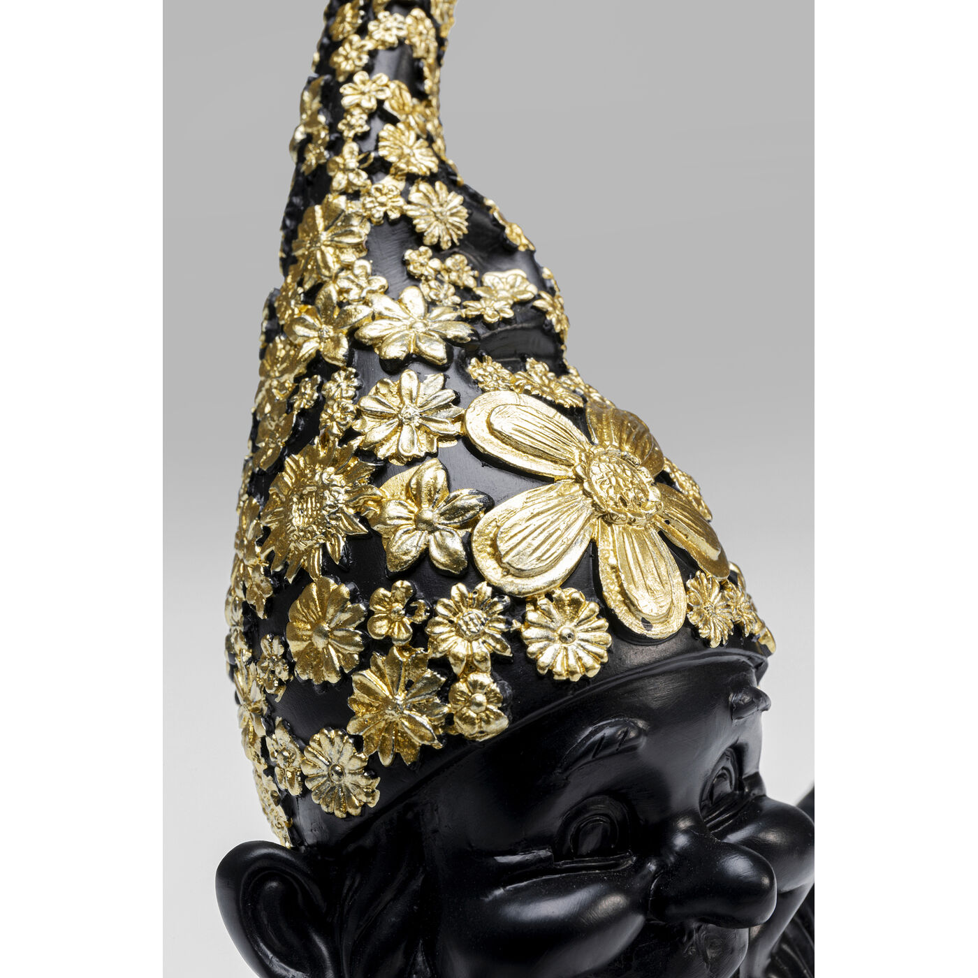 Фигура декоративная Gnome Meditation Black Gold 19 см